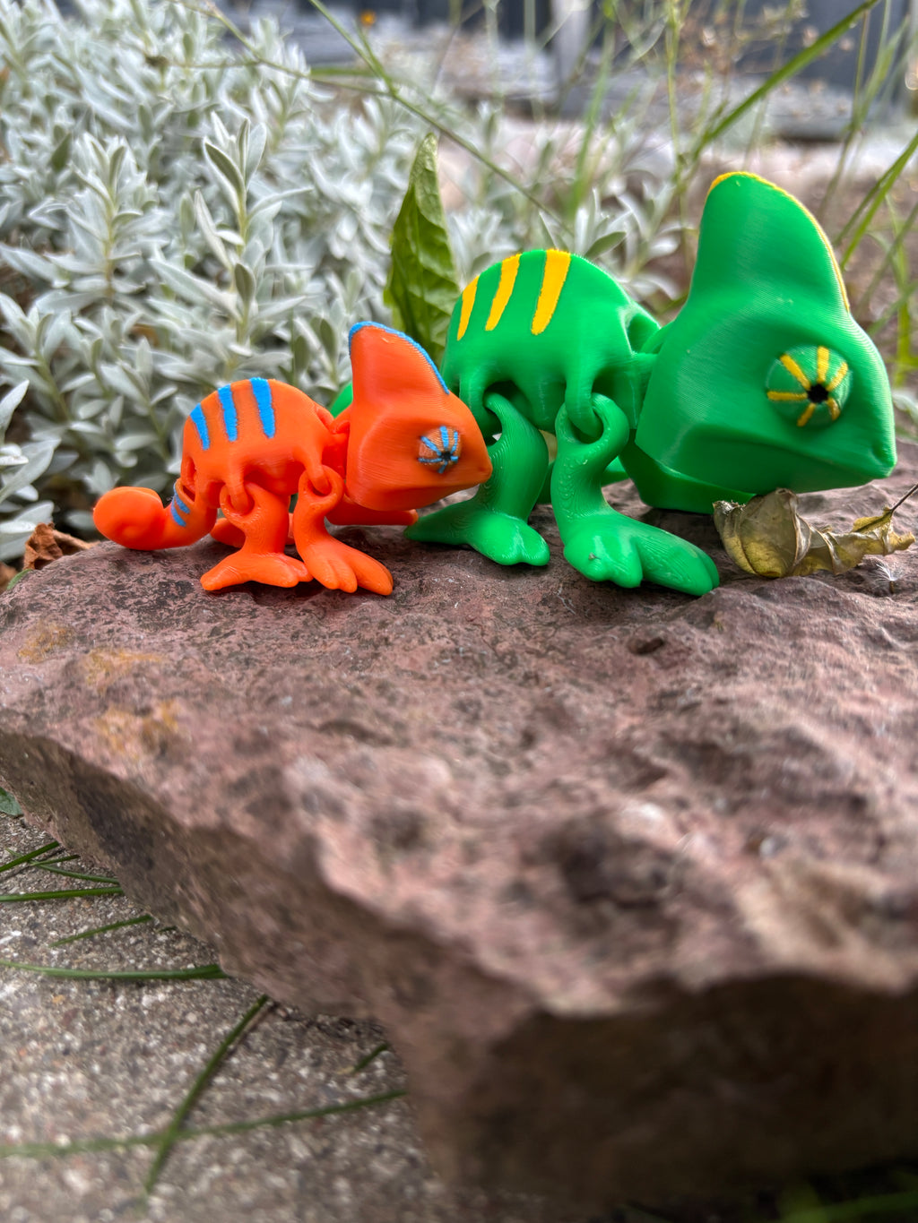 Zazu & Luma, De Farveskiftende Kamæleoner fra Den Hviskende Jungle